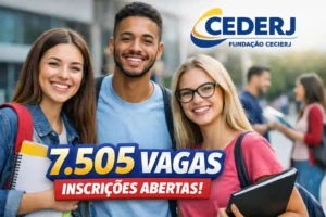 Três estudantes sorrindo em um campus com destaque para 7.505 vagas abertas no Vestibular CEDERJ 2026.2 e logo da Fundação CECIERJ.