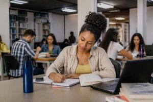 Universidades públicas em Araruama (RJ): veja instituições, cursos e onde estudar