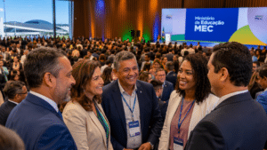 Prefeitos participam de encontro do MEC em Brasília para fortalecer as redes de ensino e ampliar o acesso aos recursos do Fundeb.