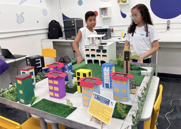 Rio de Janeiro inaugura ginásio educacional tecnológico e oferece formação inovadora para 330 alunos em Guadalupe, preparando jovens para o futuro profissional