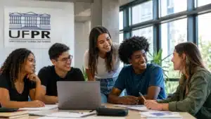 UFPR oferece curso gratuito sobre cooperação e trabalho em grupo para estudantes com certificado