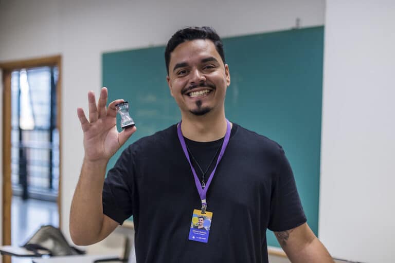 Educação de SP abre inscrições até 18 de junho para processos seletivos de professores do Ensino Fundamental, Médio e Técnico com remuneração de até R$ 5.565,00