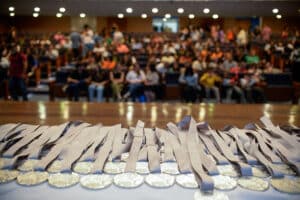 69 alunos da rede estadual de São Paulo competem na final da Olimpíada Estadual de Química neste sábado 13 de junho de 2026 no Instituto de Química da USP com premiação marcada para às 15h30