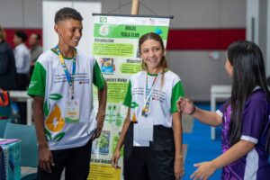 Biodigestor desenvolvido por alunos de São Carlos é premiado internacionalmente e se destaca por custo 50 vezes menor que modelos comerciais, transformando resíduos em biocombustível