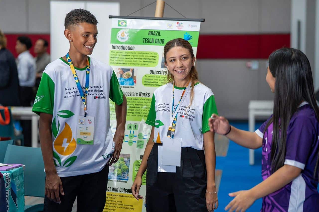 Biodigestor desenvolvido por alunos de São Carlos é premiado internacionalmente e se destaca por custo 50 vezes menor que modelos comerciais, transformando resíduos em biocombustível