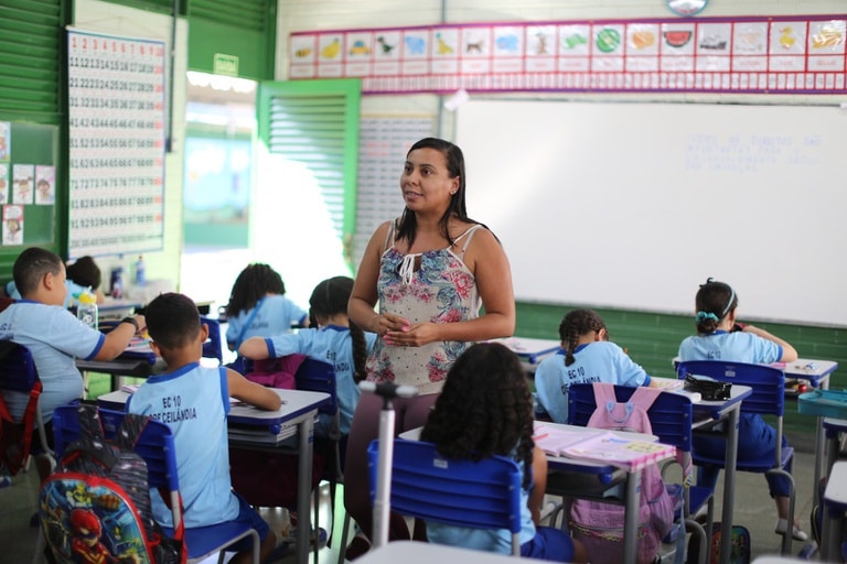 CNE anuncia novas diretrizes para formação de professores e garante mudanças que podem impactar a qualidade da educação no Brasil