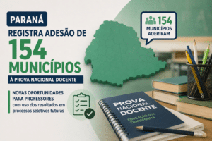 Mapa do Paraná com materiais de estudo, em imagem sobre a adesão de 154 municípios à Prova Nacional Docente e novas oportunidades para professores.