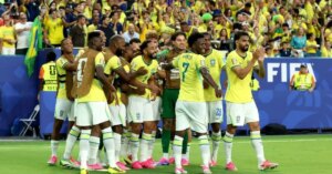 Escolas e empresas definem ponto facultativo no dia do jogo do Brasil e liberam alunos e funcionários para acompanhar a partida da Copa do Mundo