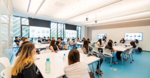 Faculdade Einstein lança graduação em administração com estágios remunerados e formação prática para preparar líderes prontos para o mercado de trabalho