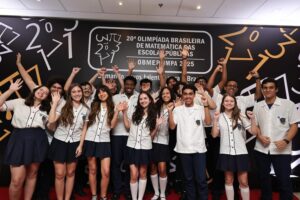 Ministério da Educação celebra conquistas da Obmep e premia 682 estudantes com medalhas de ouro, abrindo portas para novas oportunidades e carreiras na matemática