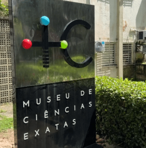 UFPE inaugura museu de ciências exatas e oferece oportunidades de aprendizado prático para estudantes e visitantes interessados em ciência