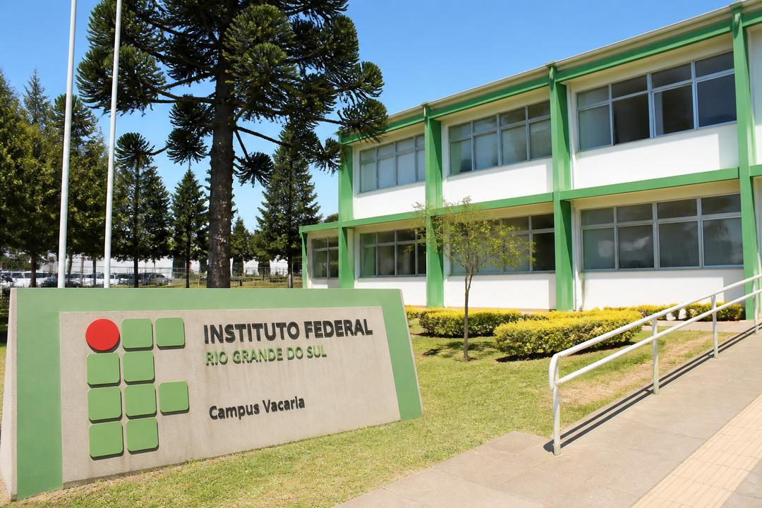IFRS Vacaria abre inscrições para transferência interna, externa e ingresso de diplomados em cursos superiores gratuitos e técnico subsequente para 2026/2: vagas remanescentes, seleção simplificada e matrícula online