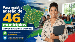 Professora sorrindo em sala de aula, com destaque para a adesão de 46 municípios do Pará à Prova Nacional Docente.