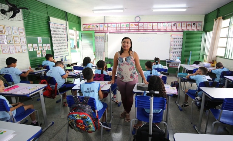 Conselho Nacional de Educação abre consulta pública para diretrizes de formação continuada de professores e oferece oportunidade de participação até agosto