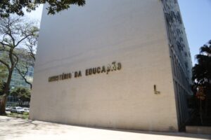 MEC lança plataforma que simplifica acesso a normas educacionais e garante transparência nas políticas públicas do setor