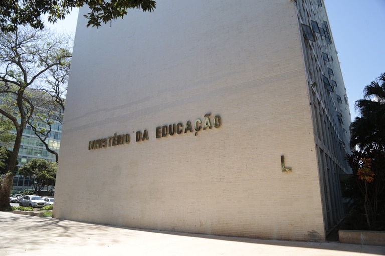 MEC lança plataforma que simplifica acesso a normas educacionais e garante transparência nas políticas públicas do setor