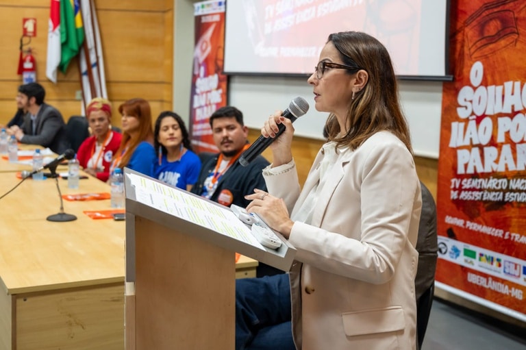 MEC libera aumento de bolsas para permanência estudantil e cria novas oportunidades para indígenas e quilombolas em universidades federais