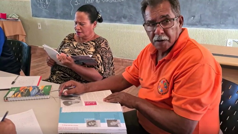 MEC libera vídeo tutorial para inscrição no CadEJA e oferece oportunidade de voltar a estudar com suporte completo para jovens e adultos