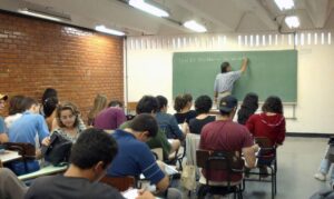 Prouni libera prazo final para comprovação de informações e abre oportunidades de bolsas integrais e parciais em cursos de graduação
