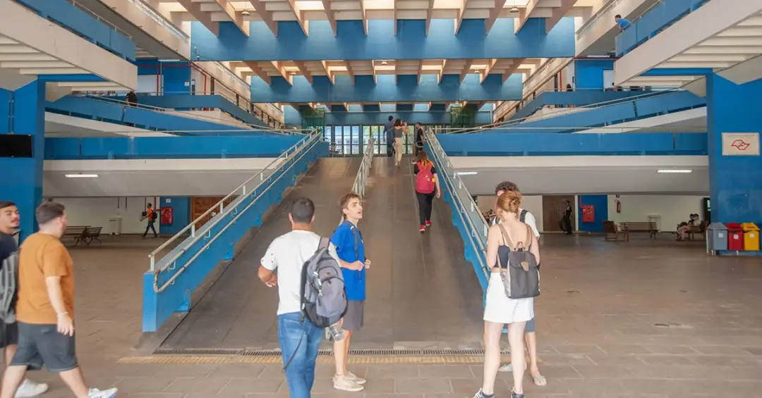 USP libera 7 mil vagas em cursos de inverno gratuitos e oferece certificado para quem quer se qualificar durante as férias de julho